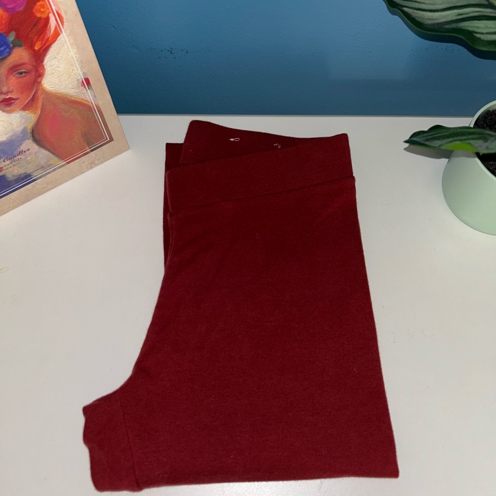 LAUREN CONRAD WOMENS RED LEGGINGS